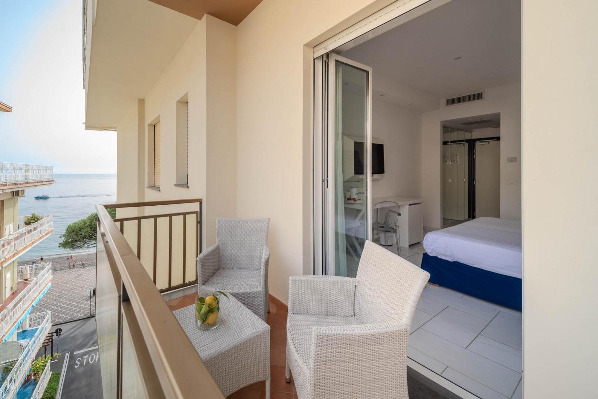 Hotel Panorama Maiori Exterior photo